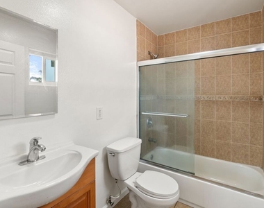 145 E Gage Avenue - Photo Thumbnail 21