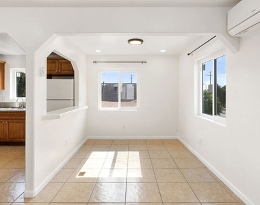 145 E Gage Avenue - Photo Thumbnail 6