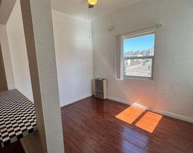 110 S Soto Street - Photo Thumbnail 7