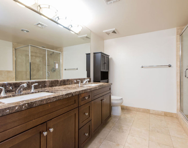 7249 Franklin Avenue - Photo Thumbnail 12