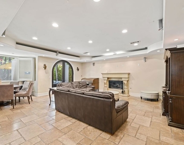 14944 Otsego Street - Photo Thumbnail 5