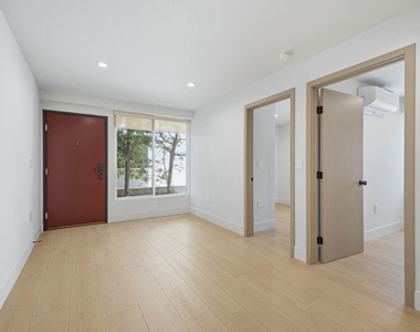 12425 Texas Avenue - Photo Thumbnail 3