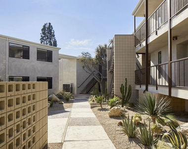 12425 Texas Avenue - Photo Thumbnail 17