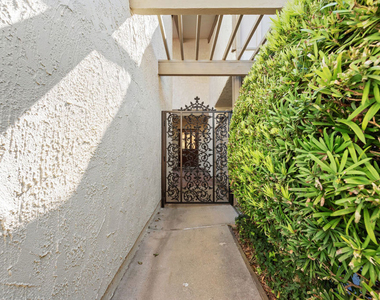 106 Cresta Verde Drive - Photo Thumbnail 40