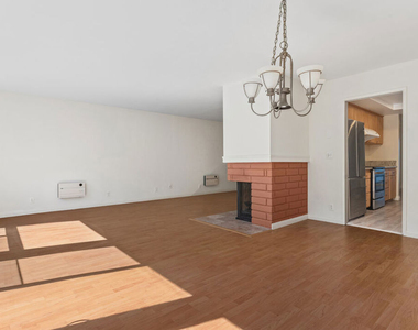 106 Cresta Verde Drive - Photo Thumbnail 12