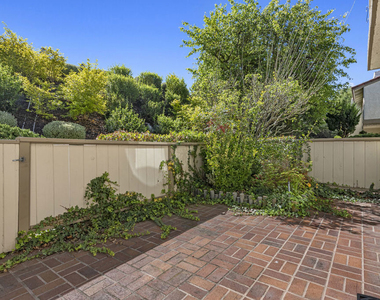 106 Cresta Verde Drive - Photo Thumbnail 45