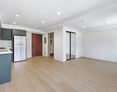 12425 Texas Avenue - Photo Thumbnail 1