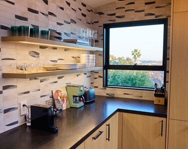2309 Hollyridge Drive - Photo Thumbnail 7