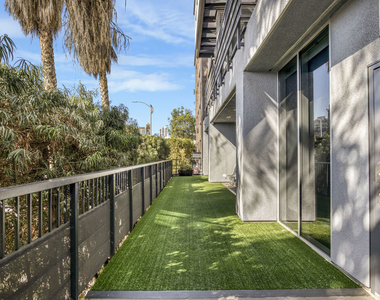 629 Traction Avenue - Photo Thumbnail 23