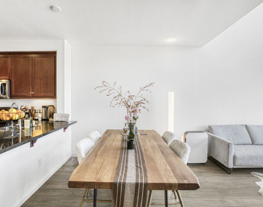 629 Traction Avenue - Photo Thumbnail 6