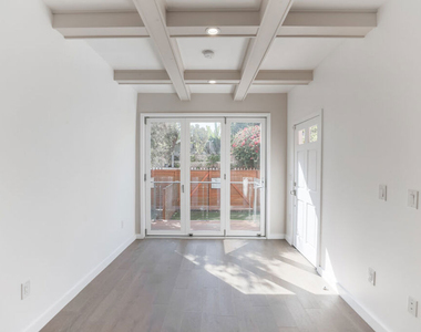 31 Breeze Avenue - Photo Thumbnail 2