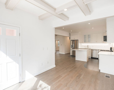 31 Breeze Avenue - Photo Thumbnail 1