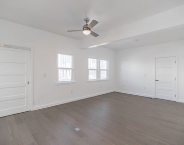 31 Breeze Avenue - Photo Thumbnail 26