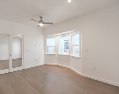 31 Breeze Avenue - Photo Thumbnail 23