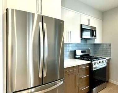 4937 W 20th Street - Photo Thumbnail 7