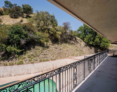 1181 Somera Road - Photo Thumbnail 29