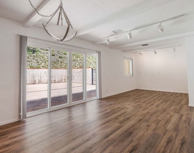 1181 Somera Road - Photo Thumbnail 15