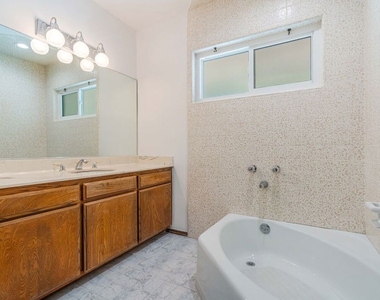 1181 Somera Road - Photo Thumbnail 21