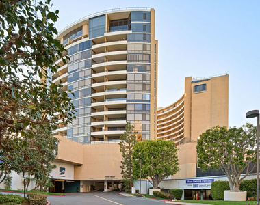 4316 Marina City Drive - Photo Thumbnail 26