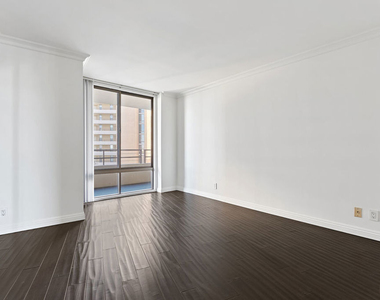 4316 Marina City Drive - Photo Thumbnail 6