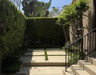 9001 Phyllis Avenue - Photo Thumbnail 1