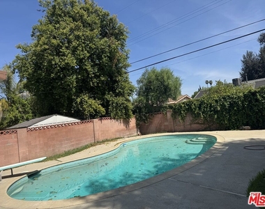 6556 Forbes Avenue - Photo Thumbnail 9