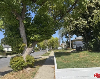 6556 Forbes Avenue - Photo Thumbnail 12