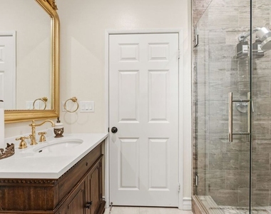 11564 Apulia Court - Photo Thumbnail 25