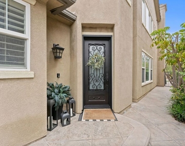 11564 Apulia Court - Photo Thumbnail 6