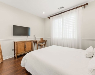 11564 Apulia Court - Photo Thumbnail 33
