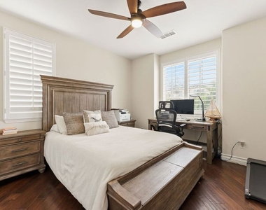 11564 Apulia Court - Photo Thumbnail 22
