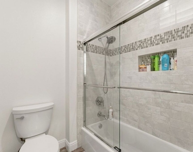 11564 Apulia Court - Photo Thumbnail 38