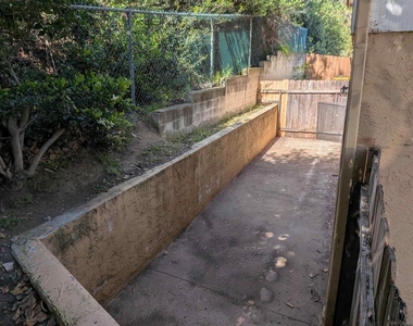 315 Pomelo Dr. - Photo Thumbnail 3
