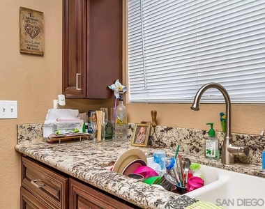 6675 Mission Gorge Road - Photo Thumbnail 17
