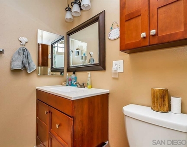 6675 Mission Gorge Road - Photo Thumbnail 10