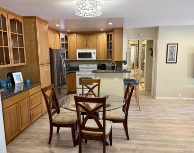12575 Oaks North Dr - Photo Thumbnail 2