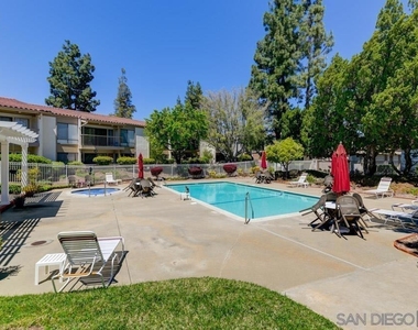 12575 Oaks North Dr - Photo Thumbnail 15