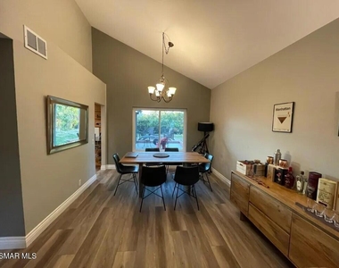 2449 Ridgebrook Place - Photo Thumbnail 2