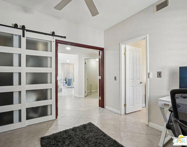 364 Oakmont Drive - Photo Thumbnail 35