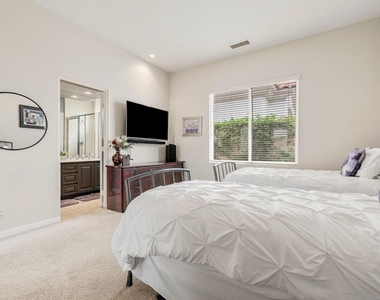 727 Arrowhead Drive - Photo Thumbnail 47