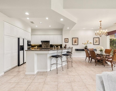 727 Arrowhead Drive - Photo Thumbnail 21