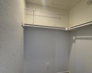 78650 Avenue 42 - Photo Thumbnail 11
