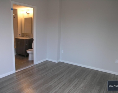 178-02 Hillside Avenue - Photo Thumbnail 5