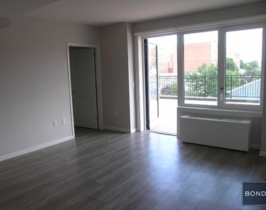 178-02 Hillside Avenue - Photo Thumbnail 2