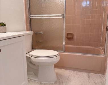 496 Westgate Drive - Photo Thumbnail 28