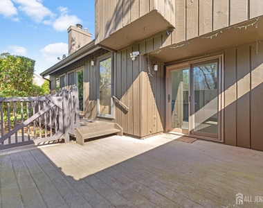 496 Westgate Drive - Photo Thumbnail 3