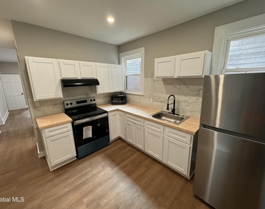 673 Myrtle Avenue - Photo Thumbnail 1