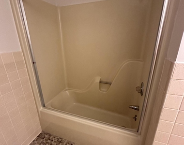 222 S Ten Broeck Street - Photo Thumbnail 8