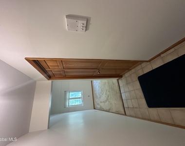 222 S Ten Broeck Street - Photo Thumbnail 16