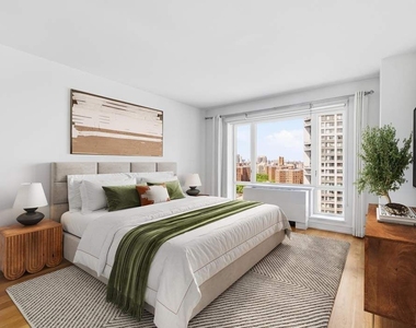 1280 Fifth Avenue - Photo Thumbnail 3